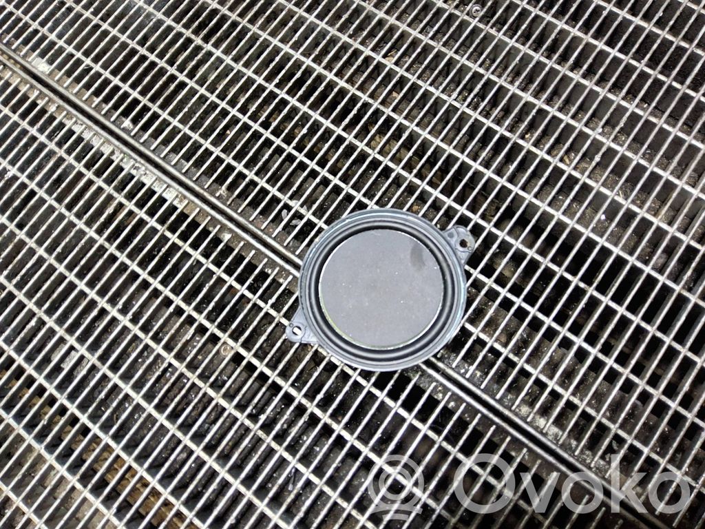 Altavoz del panel   83A035454