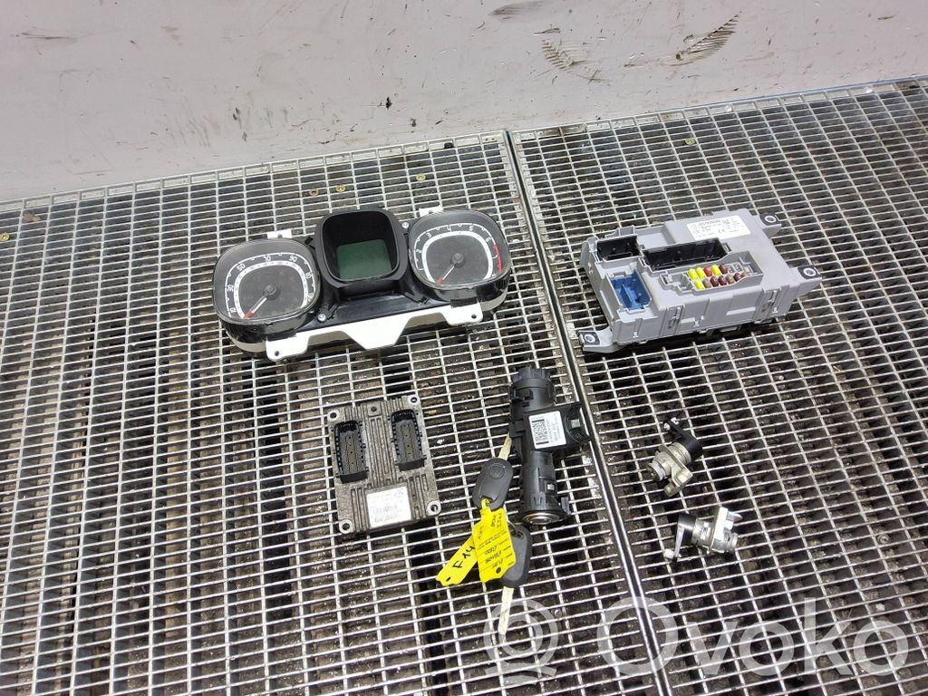 Fiat Panda III Engine ECU kit and lock set 