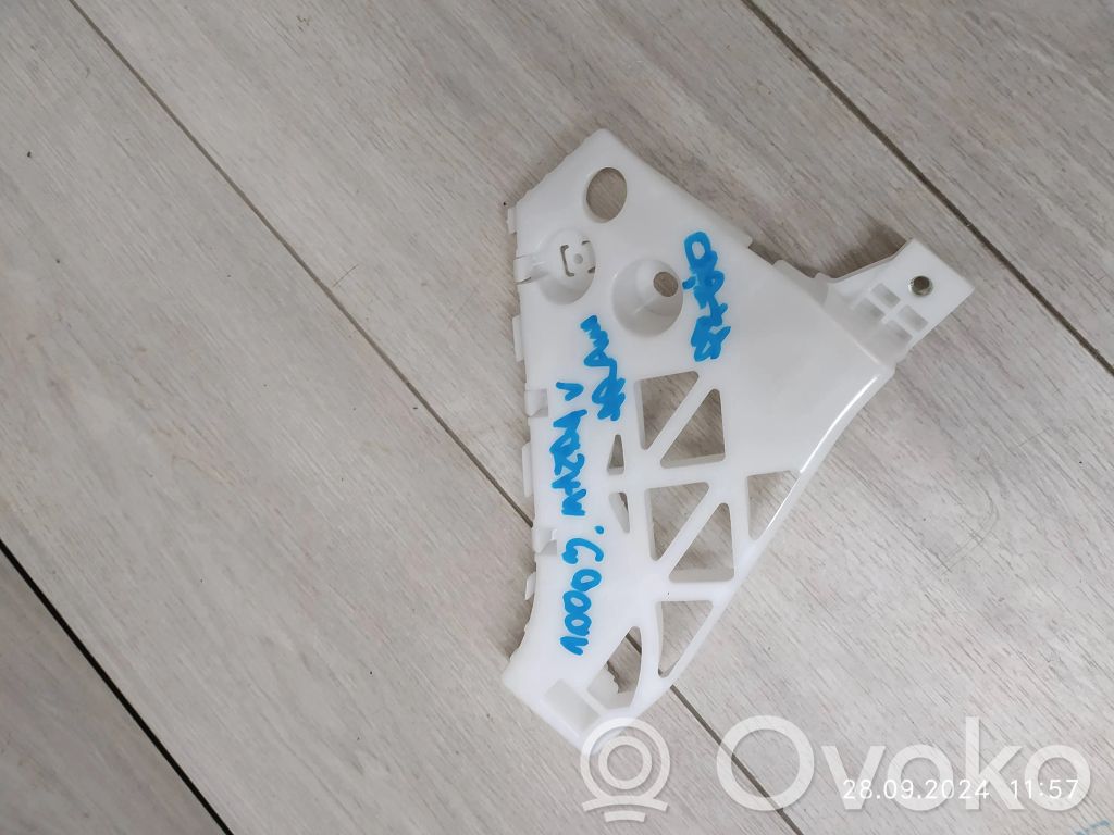 Front bumper mounting bracket   C235500