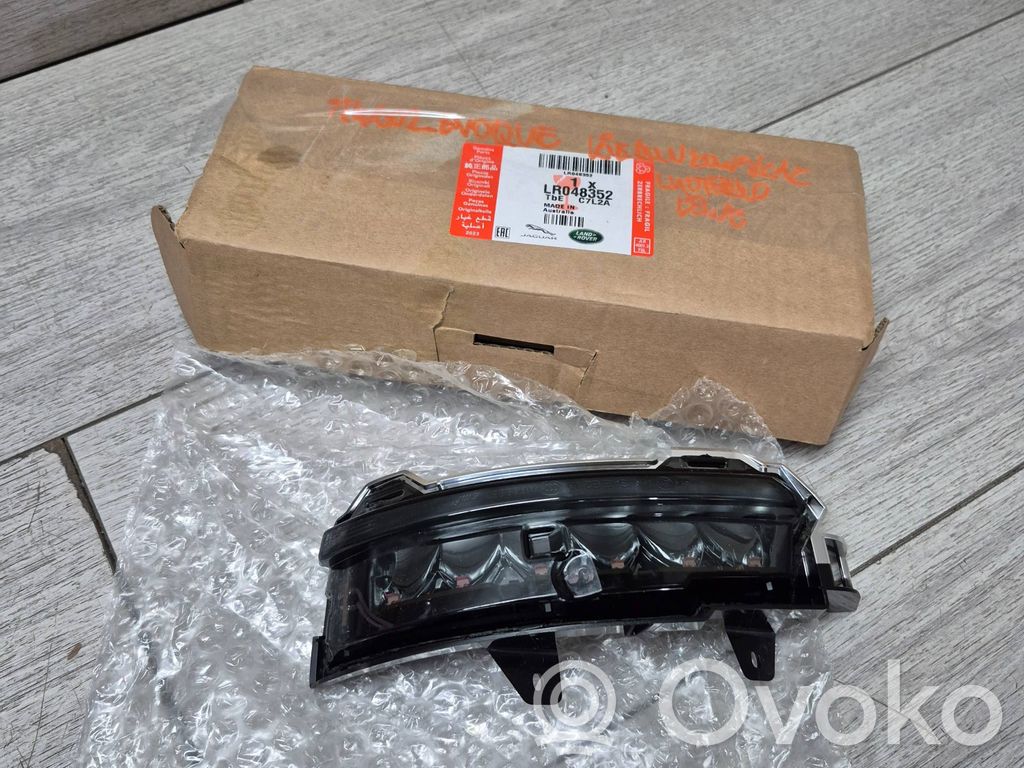 Land Rover Range Rover Evoque L551 Kierunkowskaz przedni 
