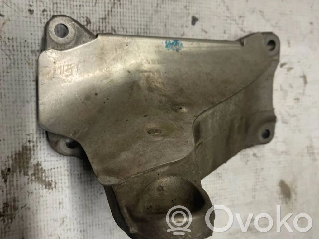 BMW M3 Engine mounting bracket 