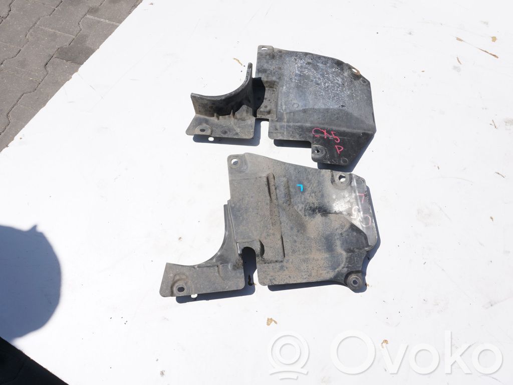 Placa protectora/protector antisalpicaduras motor   STREFAOSONA
