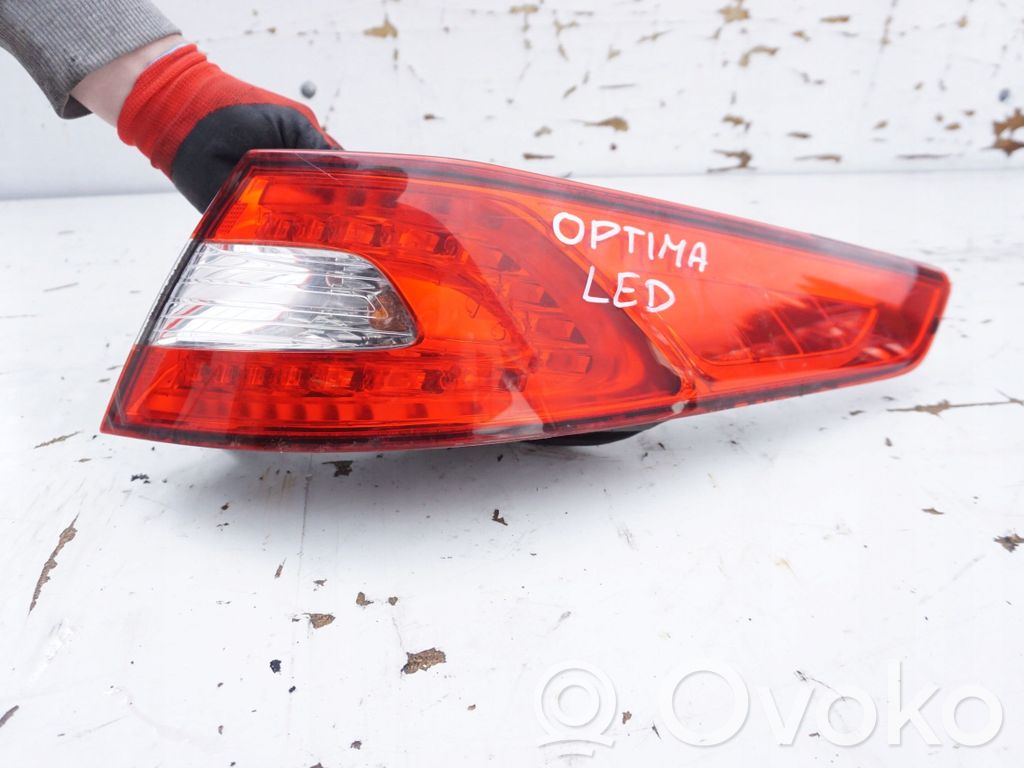 Rear/tail lights