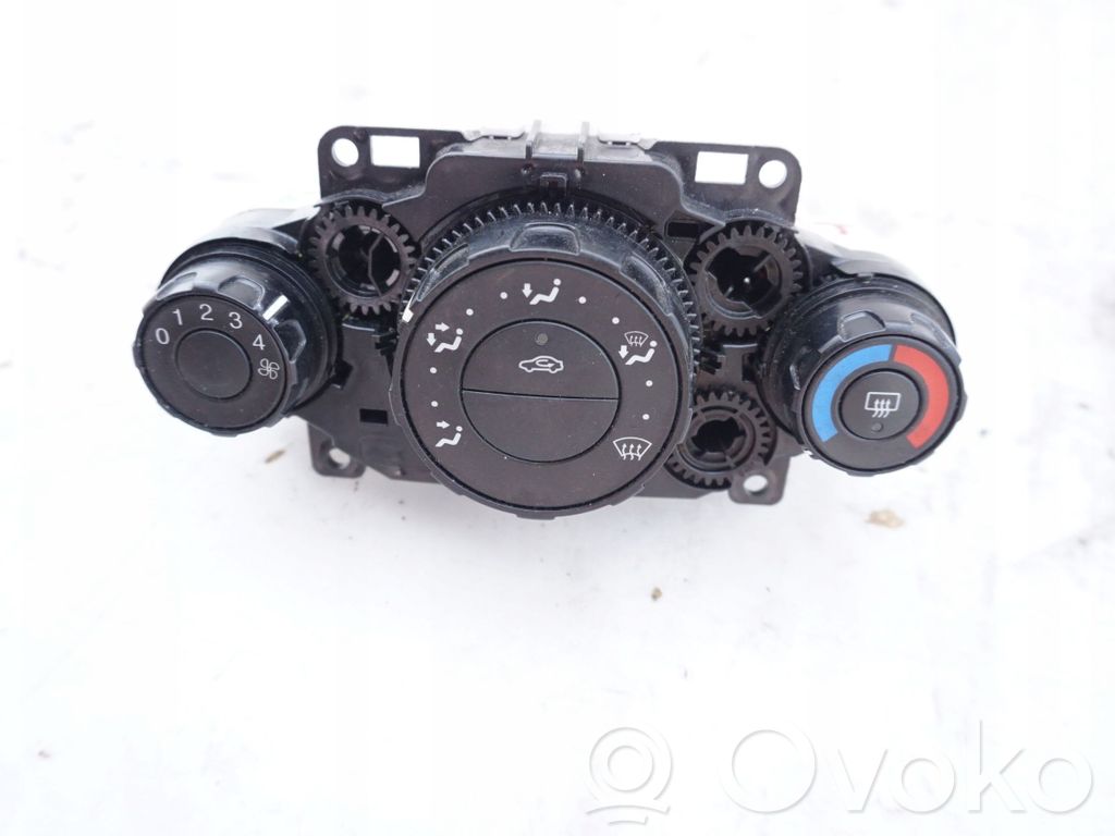 Climate control unit   18549