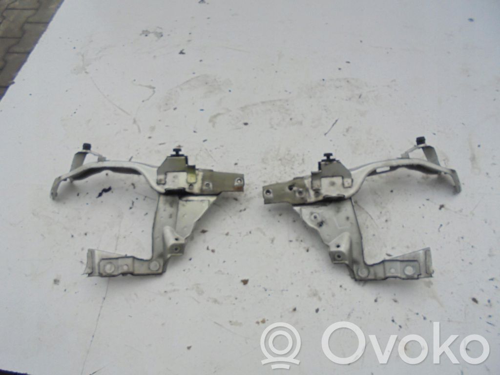 Opel Zafira B Headlight/headlamp mounting bracket 