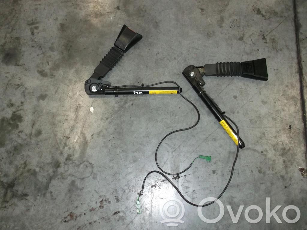 Opel Zafira A Front seatbelt buckle 