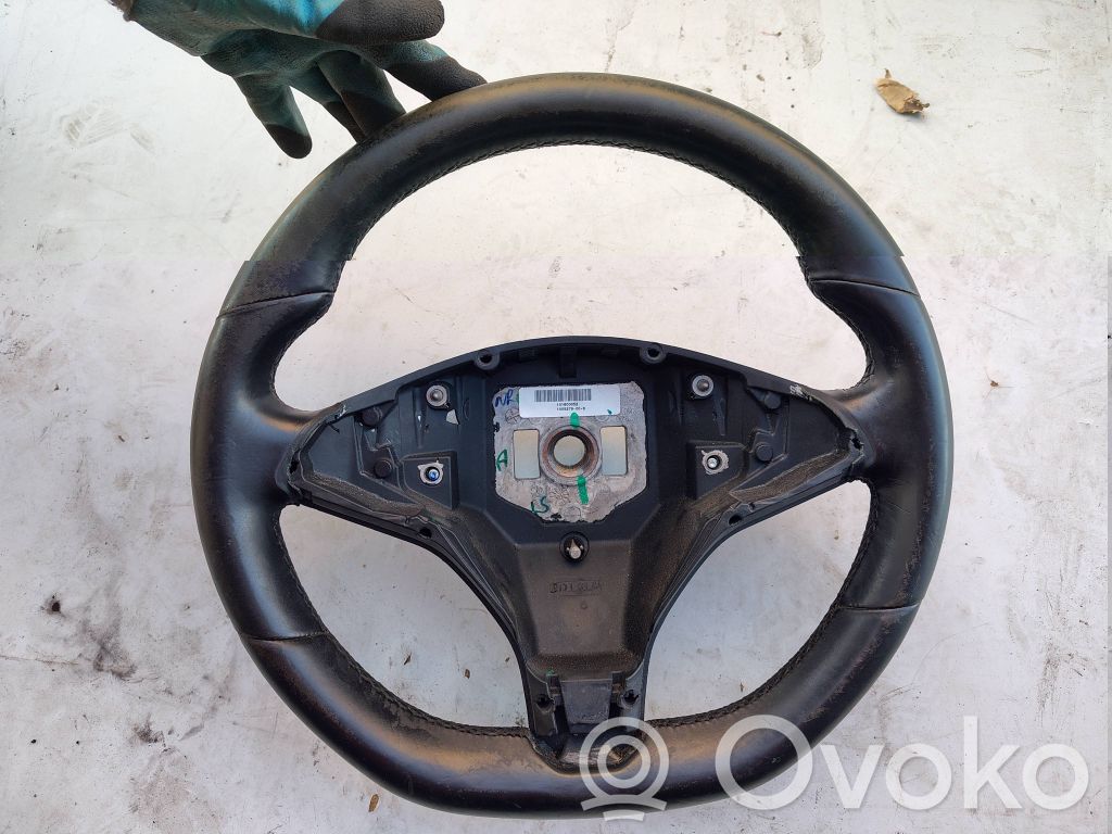 Vairas   100527900D