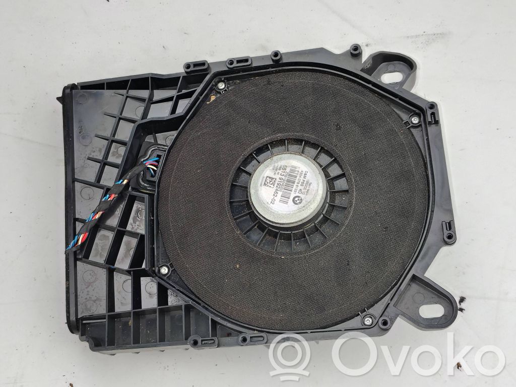BMW 1 E81 E87 Subwoofer 