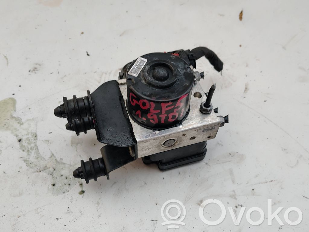 Volkswagen Golf V Bomba de ABS 