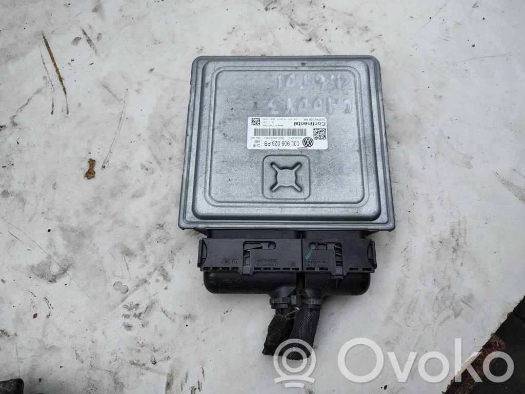Volkswagen Caddy Engine control unit/module 