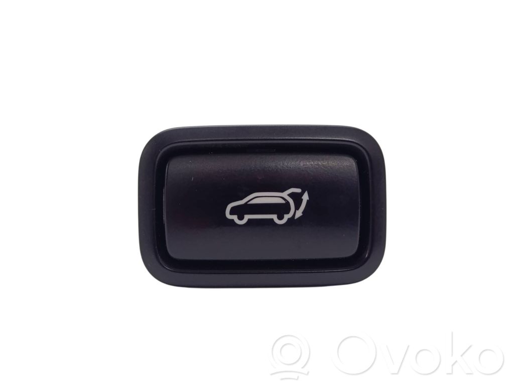 KIA Ceed Tailgate/boot open switch button 