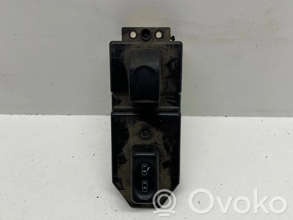 Opel Frontera B Electric window control switch 