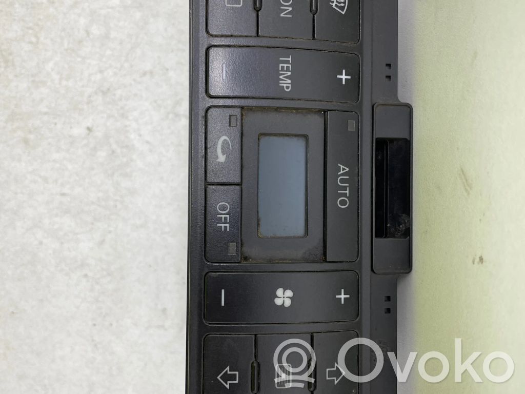 Audi A4 S4 B5 8D Climate control unit 