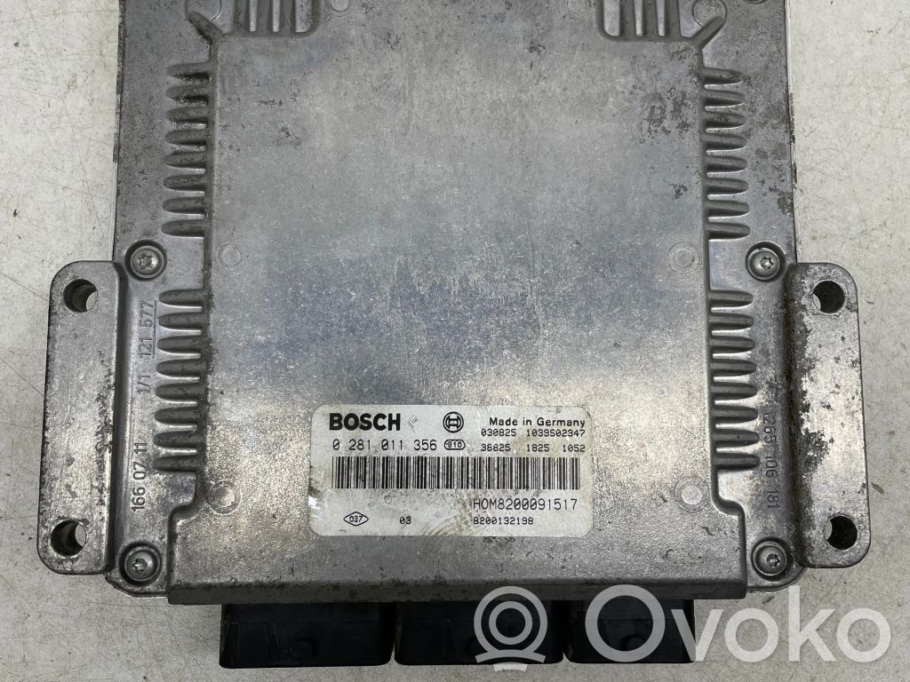 Engine control unit/module   8200132198,1039S02347,0281011356