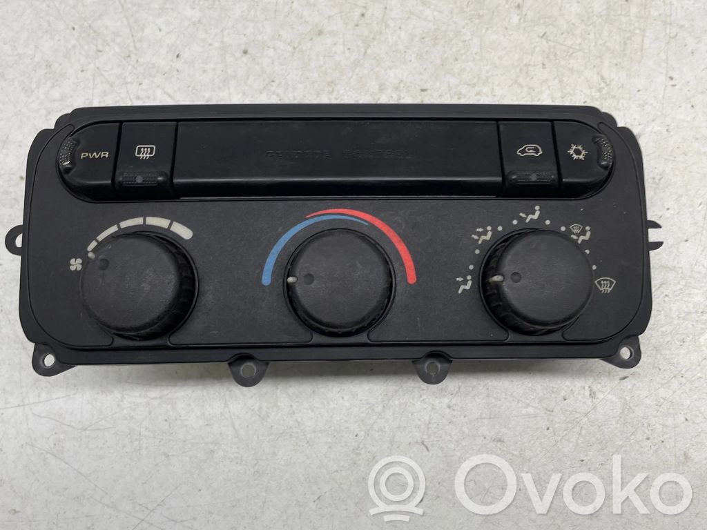Chrysler Voyager Climate control unit 