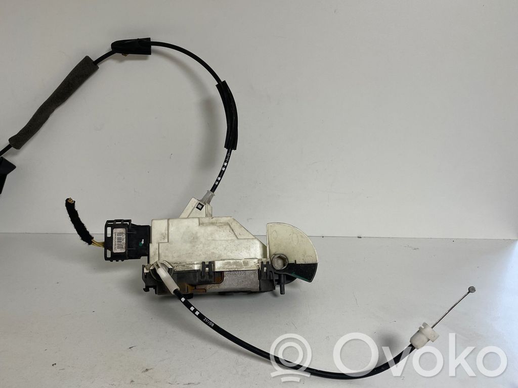 Citroen C5 Front door lock 