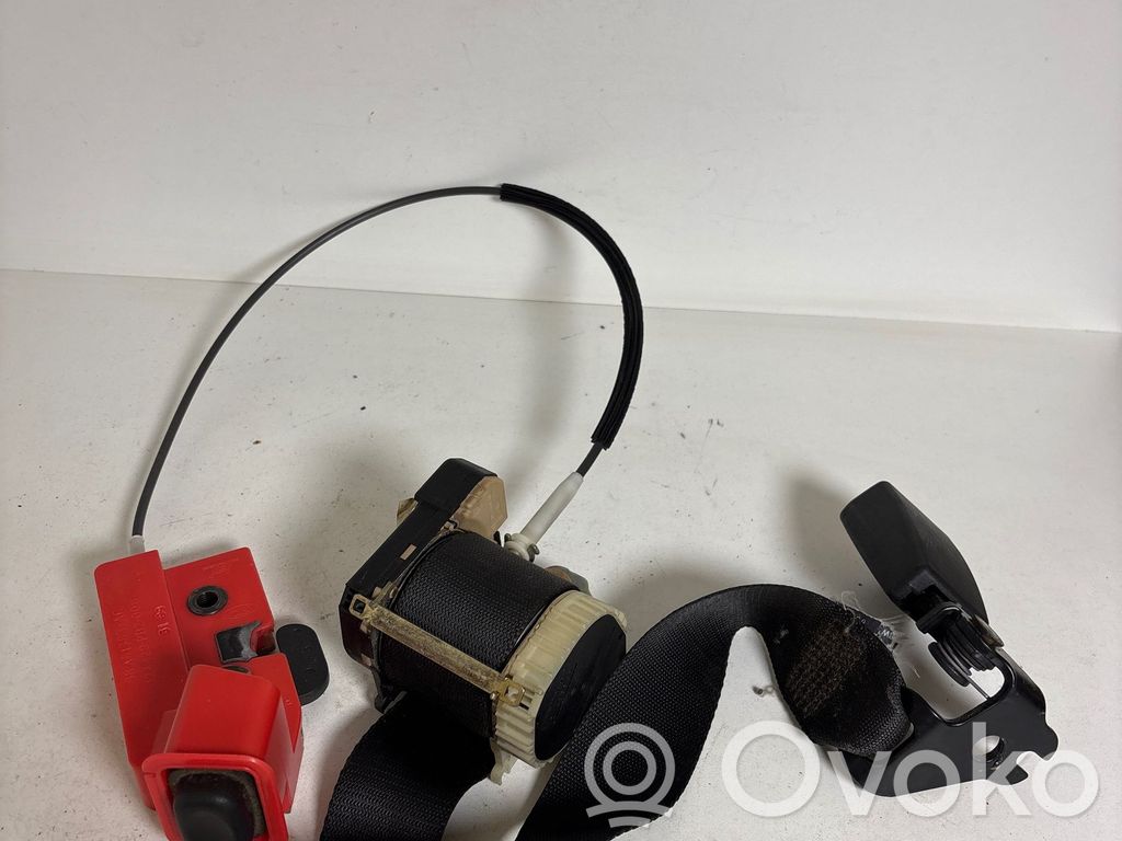 Ford Focus Rear seatbelt 