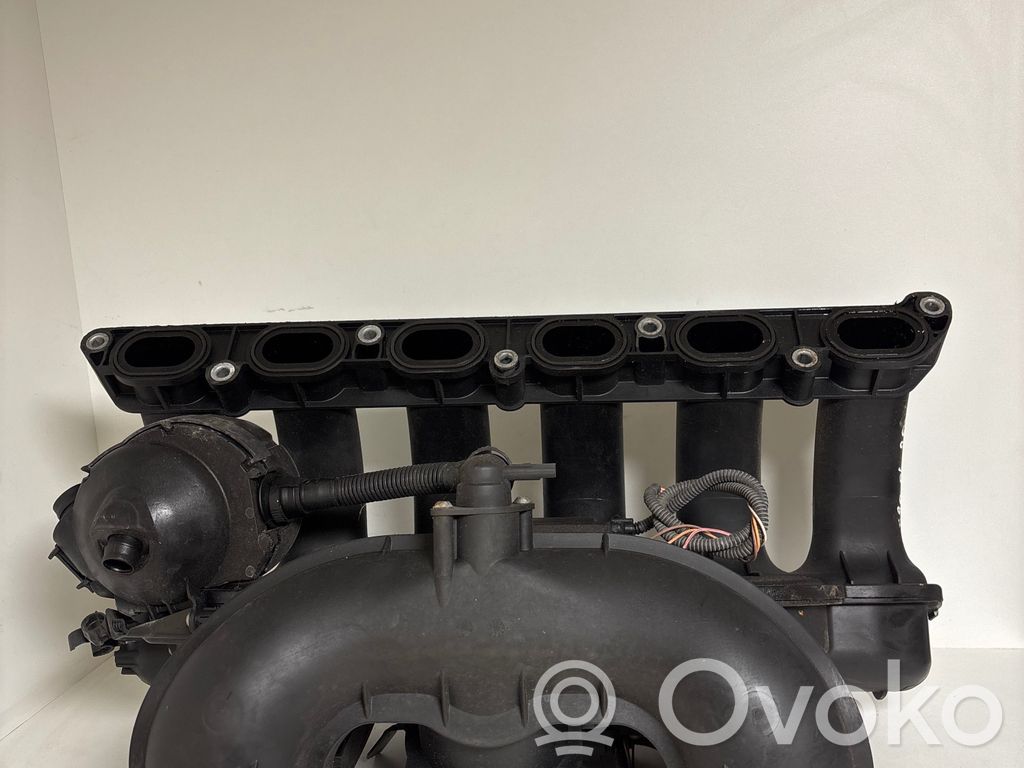 BMW 3 E90 E91 Intake manifold 