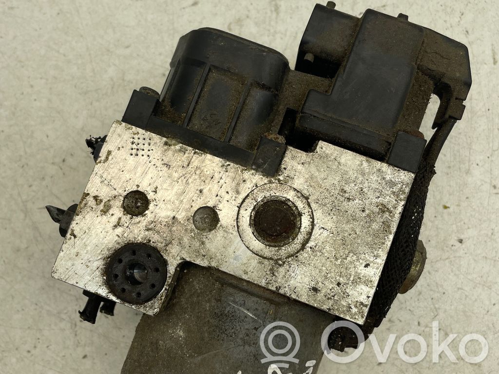 Volkswagen PASSAT B5 ABS Pump 