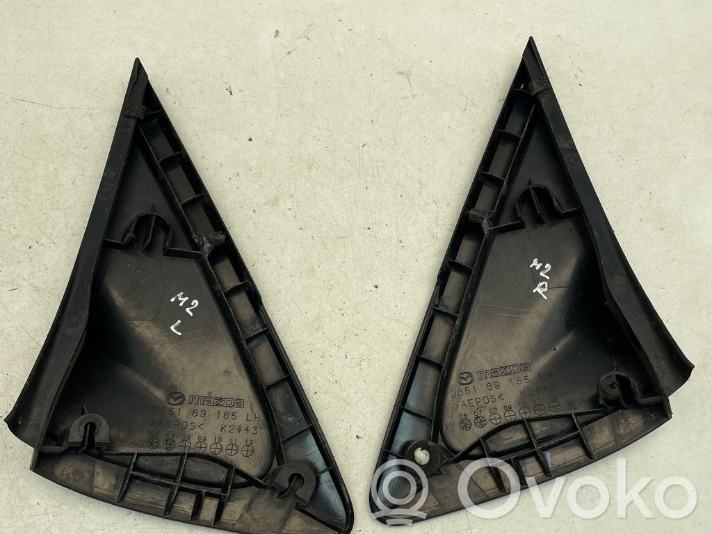 Mazda 2 Front door glass trim molding 