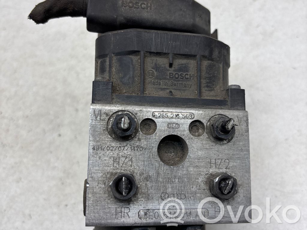 Volkswagen PASSAT B5 ABS Pump 
