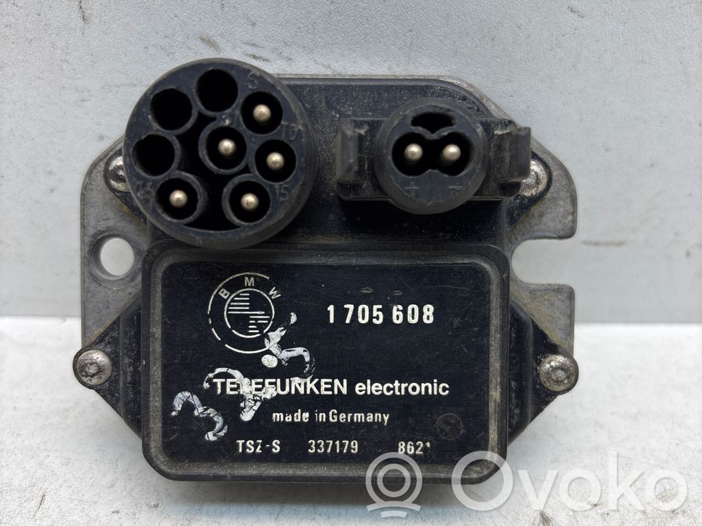BMW 3 E36 Ignition amplifier control unit 