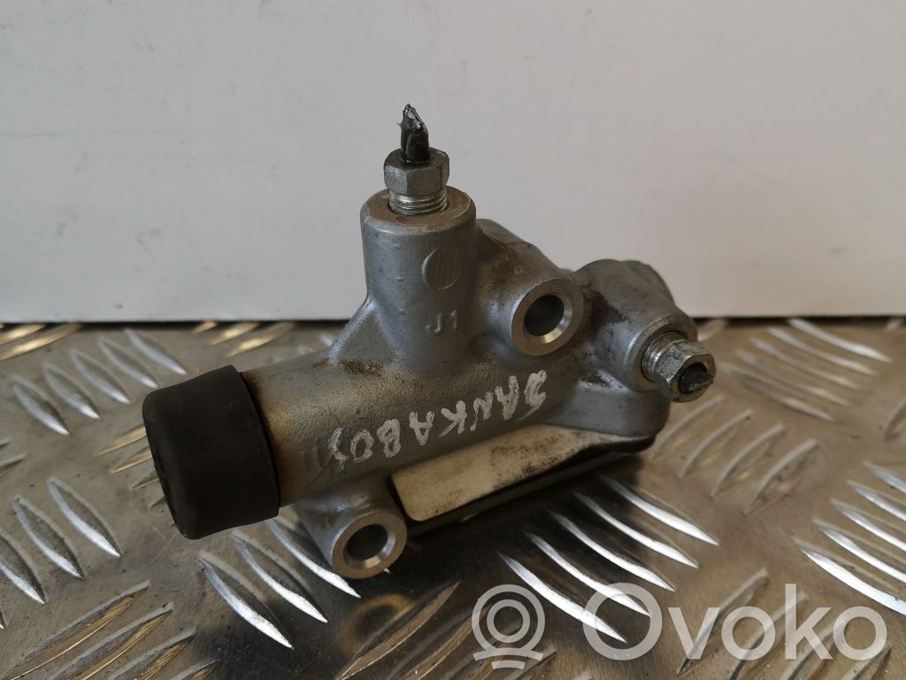 Subaru Outback Cilindro maestro de embrague 