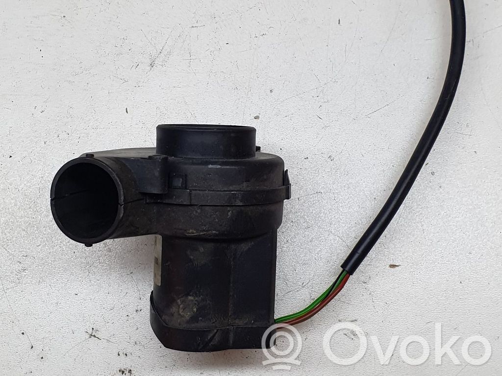 BMW 5 E39 Engine control unit/module fan 