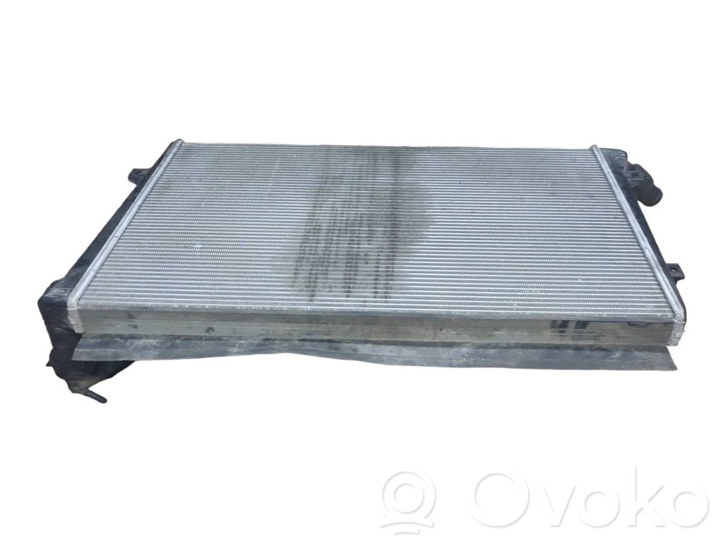 Volkswagen Caddy Dzesēšanas šķidruma radiators 