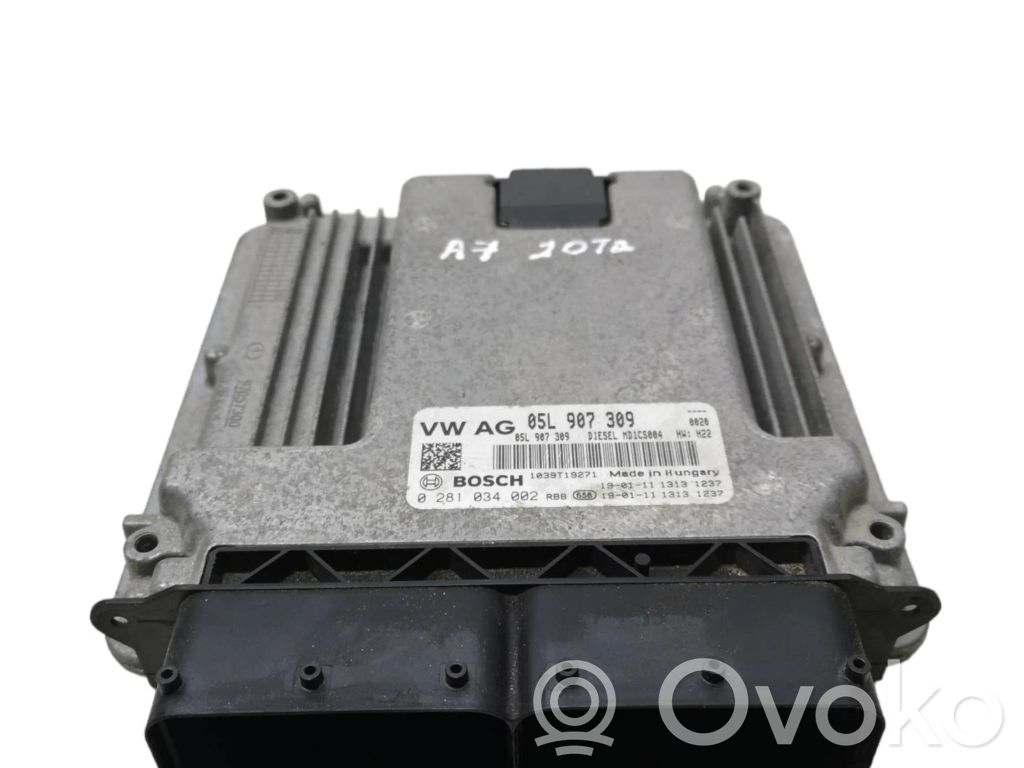 Audi A7 S7 4K8 Engine control unit/module 