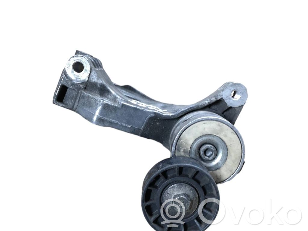 Iveco Daily 35.8 - 9 Generator/alternator bracket 