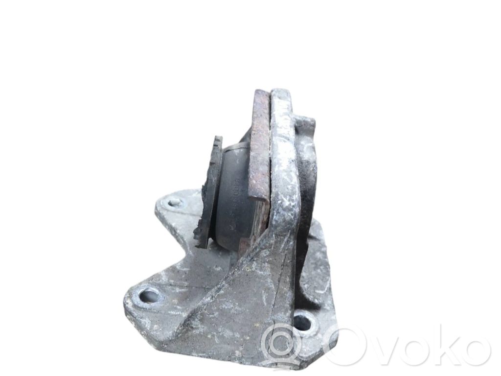 Renault Master II Gearbox mount 