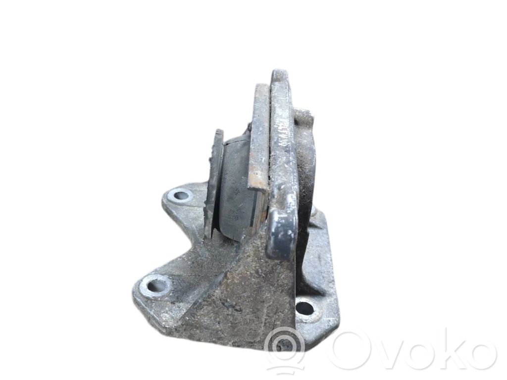 Renault Master III Gearbox mounting bracket 