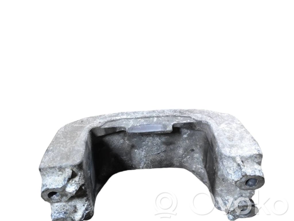 Ford Transit Gearbox mounting bracket 