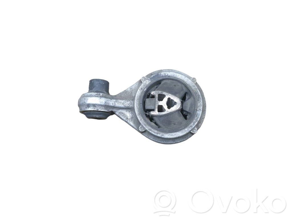 Nissan Qashqai Engine mount bracket 