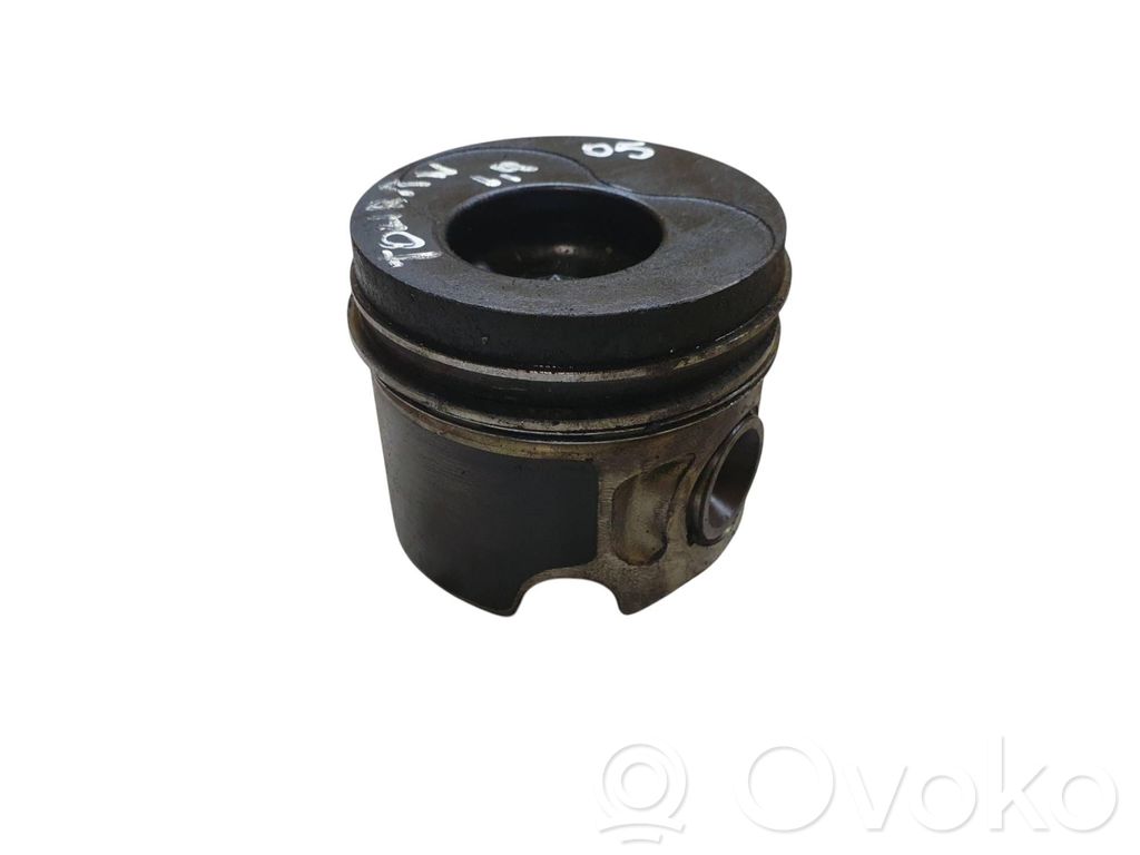 Volkswagen Touran I Piston 