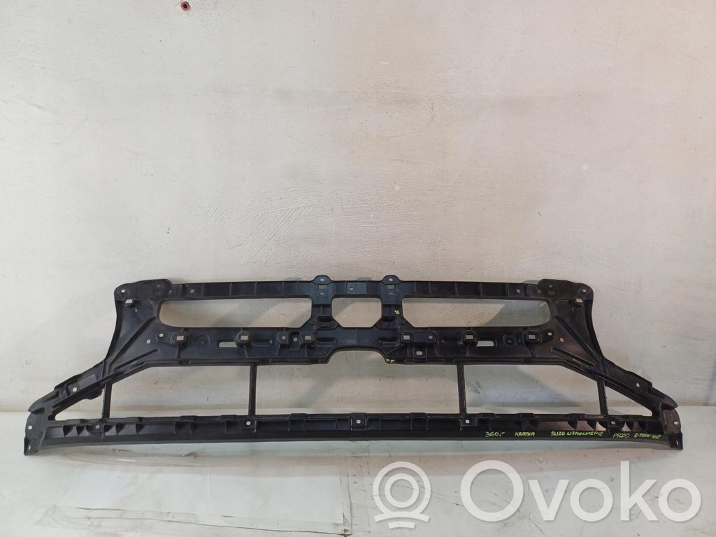 Audi e-tron Front bumper mounting bracket 