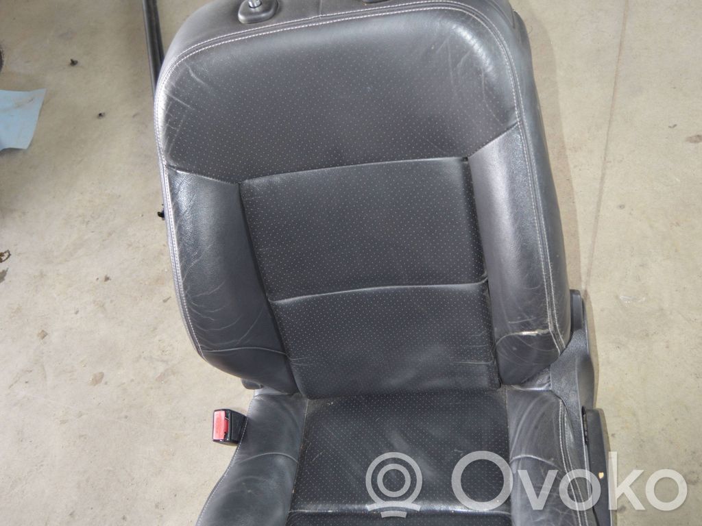 Interior set