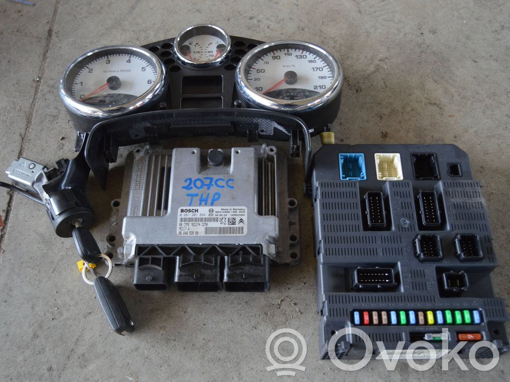Engine control unit/module   0261201864,9664852880,9663193680