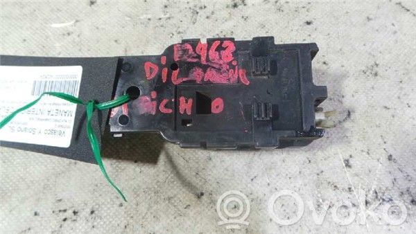 Nissan Primera Manecilla interna puerta delantera 