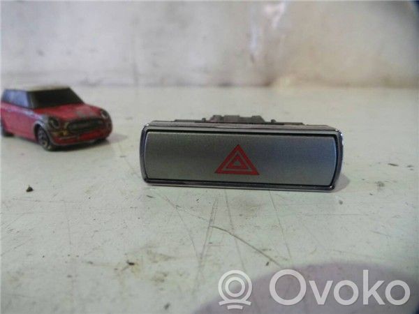 Ford Mondeo MK IV Botón interruptor de luz de peligro 