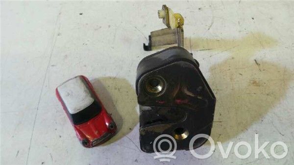Renault Master II Rear door lock 