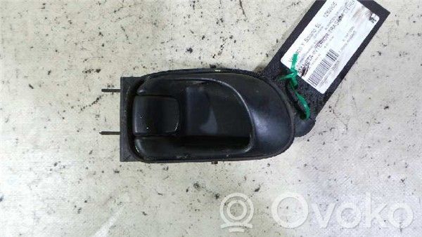 Daewoo Tacuma Manecilla interna puerta trasera 