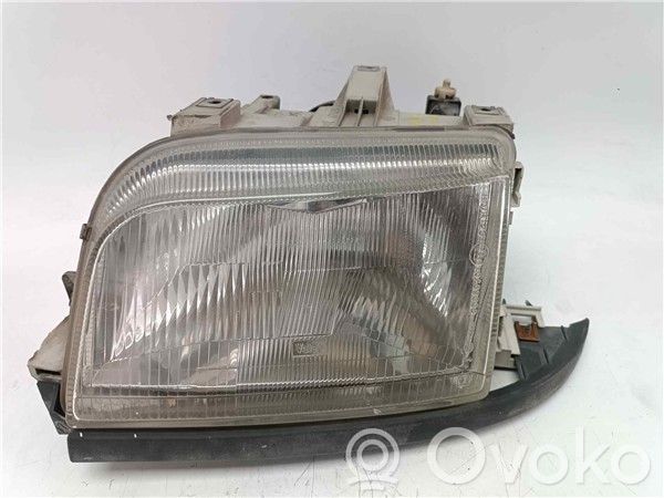 Renault Clio I Headlight/headlamp 