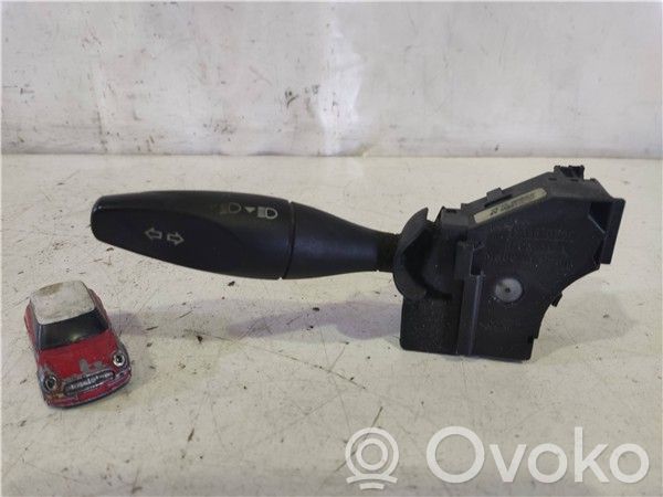 Interruptor de control multifunción   R3PA,4M5T13335AB