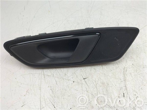 Manecilla interna puerta trasera   CYV,5F4839113B