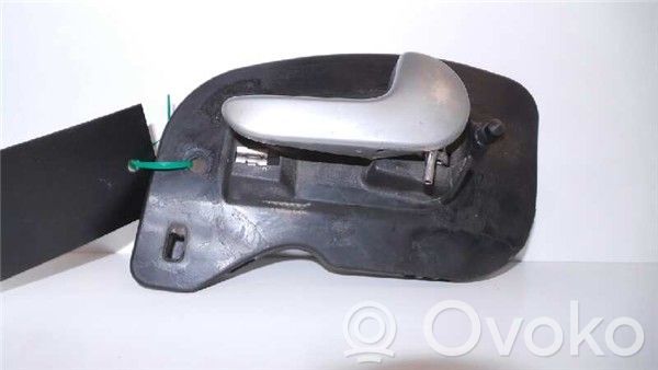 Opel Corsa C Priekinė atidarymo rankenėlė vidinė 