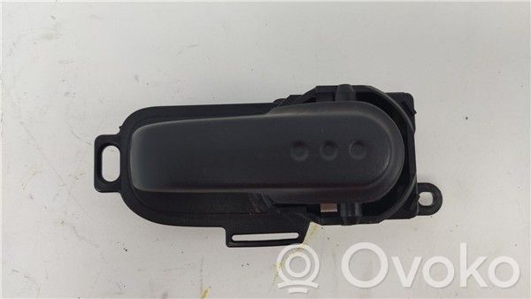 Nissan Micra Manecilla interna puerta trasera 