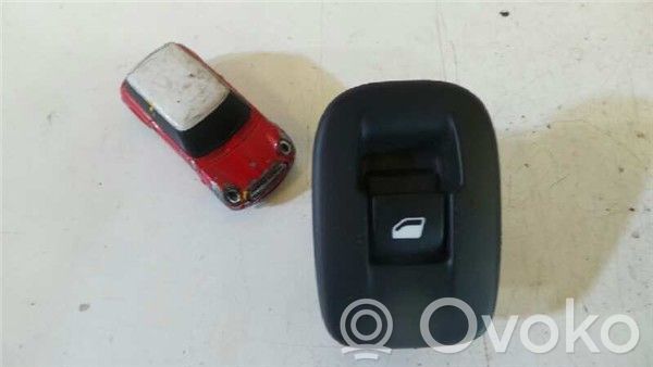 Peugeot 2008 I Electric window control switch 