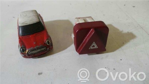 Peugeot 407 Botón interruptor de luz de peligro 